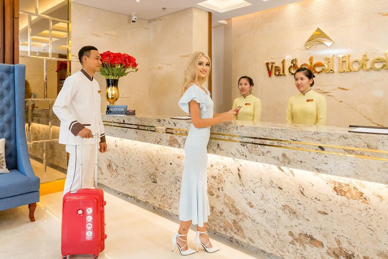 Val Soleil Hotel Da Nang 4*,  Vietnam