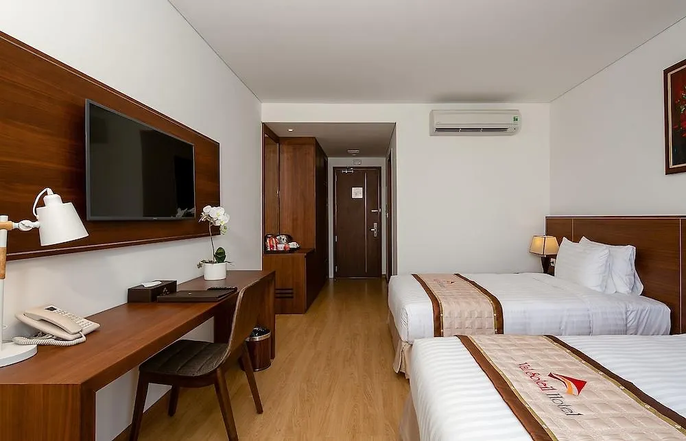 Val Soleil Hotel Da Nang 4*,